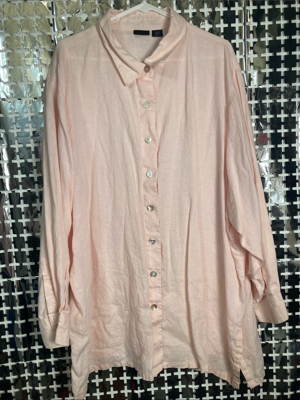 Finity Studio Relaxed Pale Pink Button-Down Shirt - Lightweight Women's Top